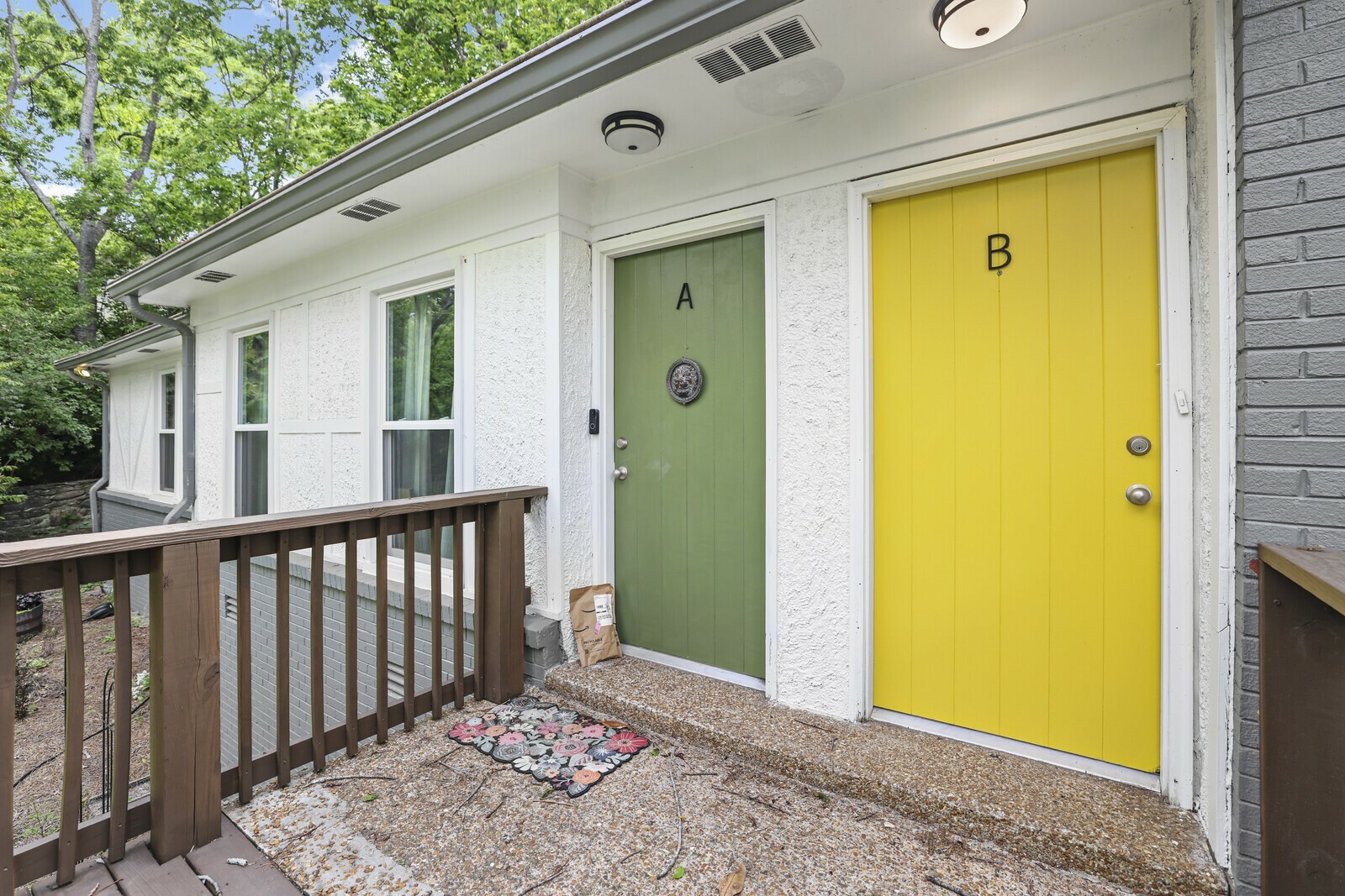 Property Photo: 5735B Knob Rd TN 37209