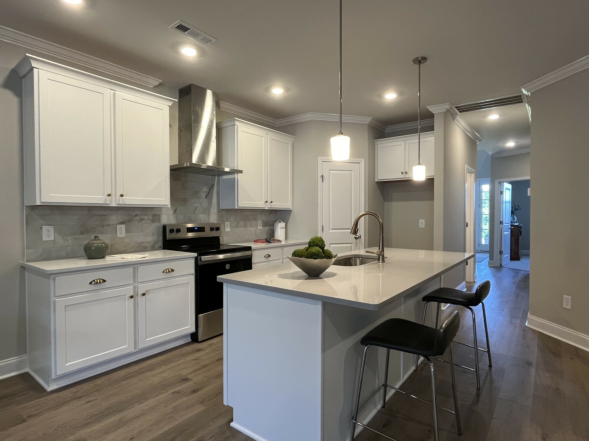 Property Photo: 1208 Aberlour Aly TN 37013