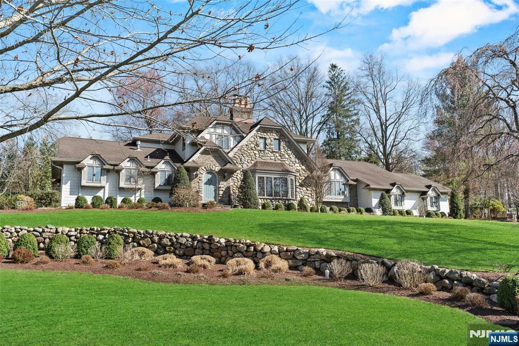 Property Photo: 265 Green Ridge Road NJ 07417
