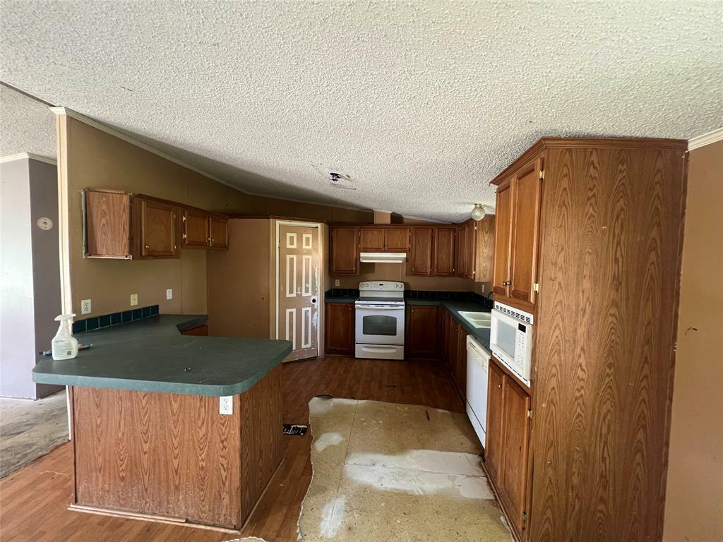 Property Photo: 321 County Road 1607 TX 76634