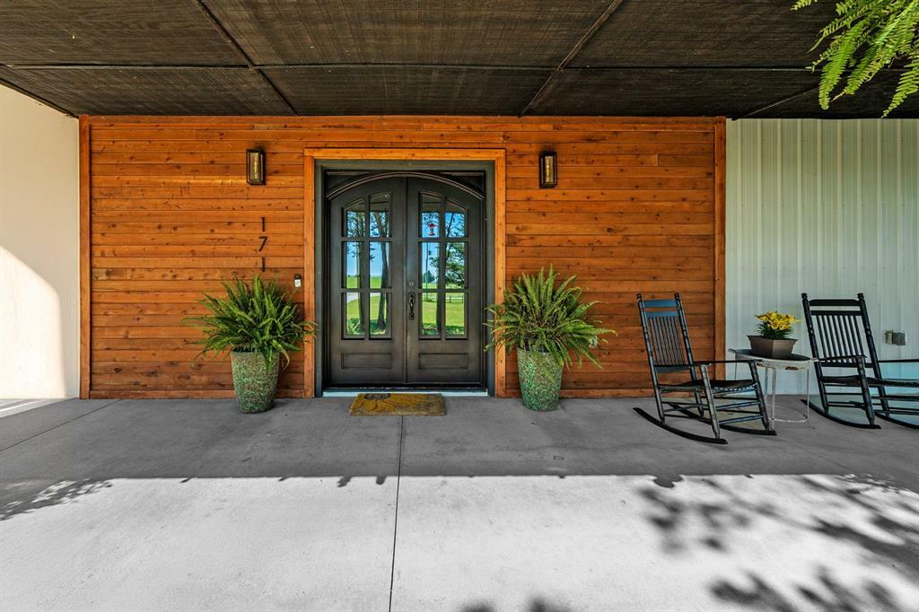 Property Photo: