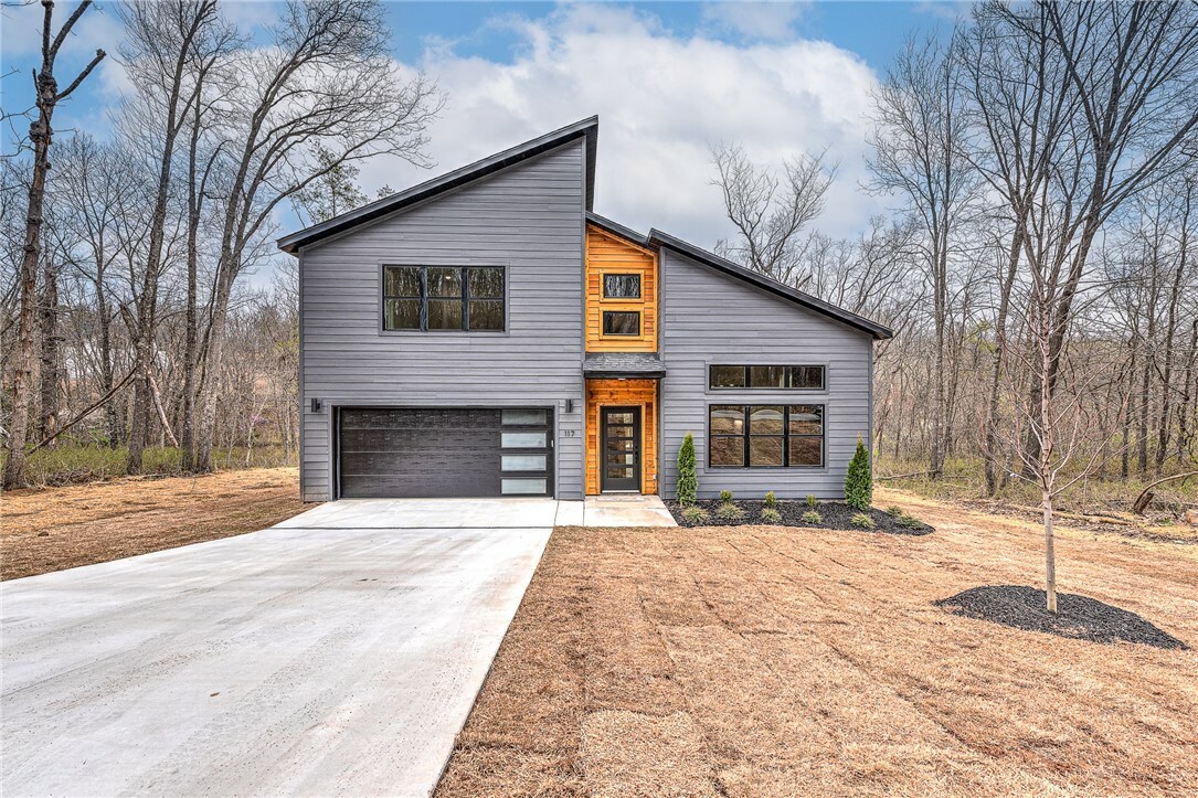 Property Photo: 13 Findhorn Lane AR 72715