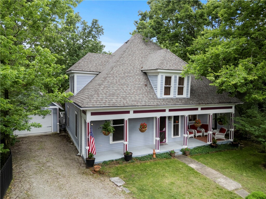 Property Photo:  42 Vaughn Street  AR 72632 