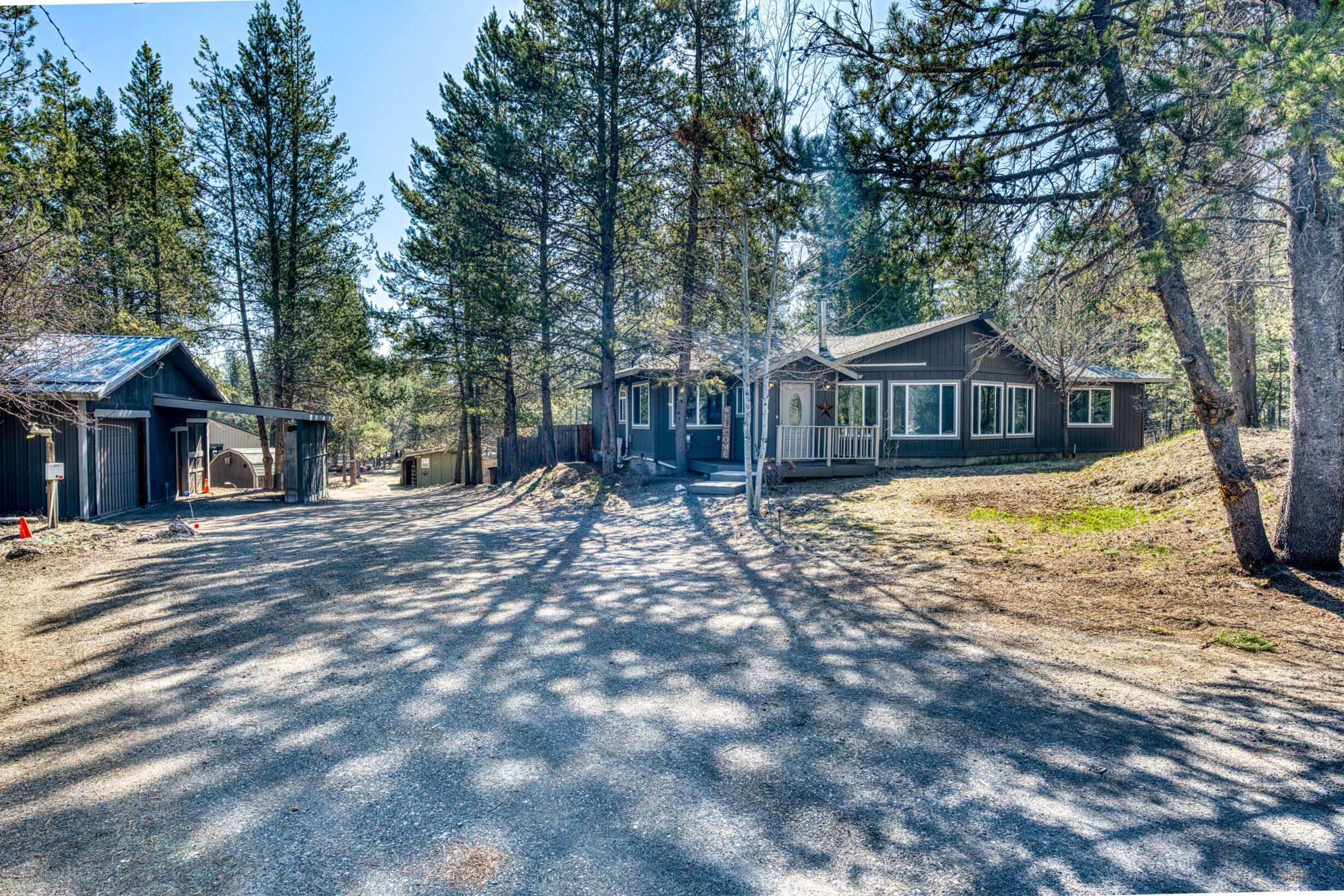 Property Photo: 16506 Sprague Loop OR 97739