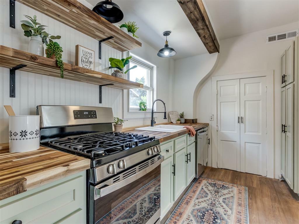Property Photo: 2003 NW 13th Street OK 73106