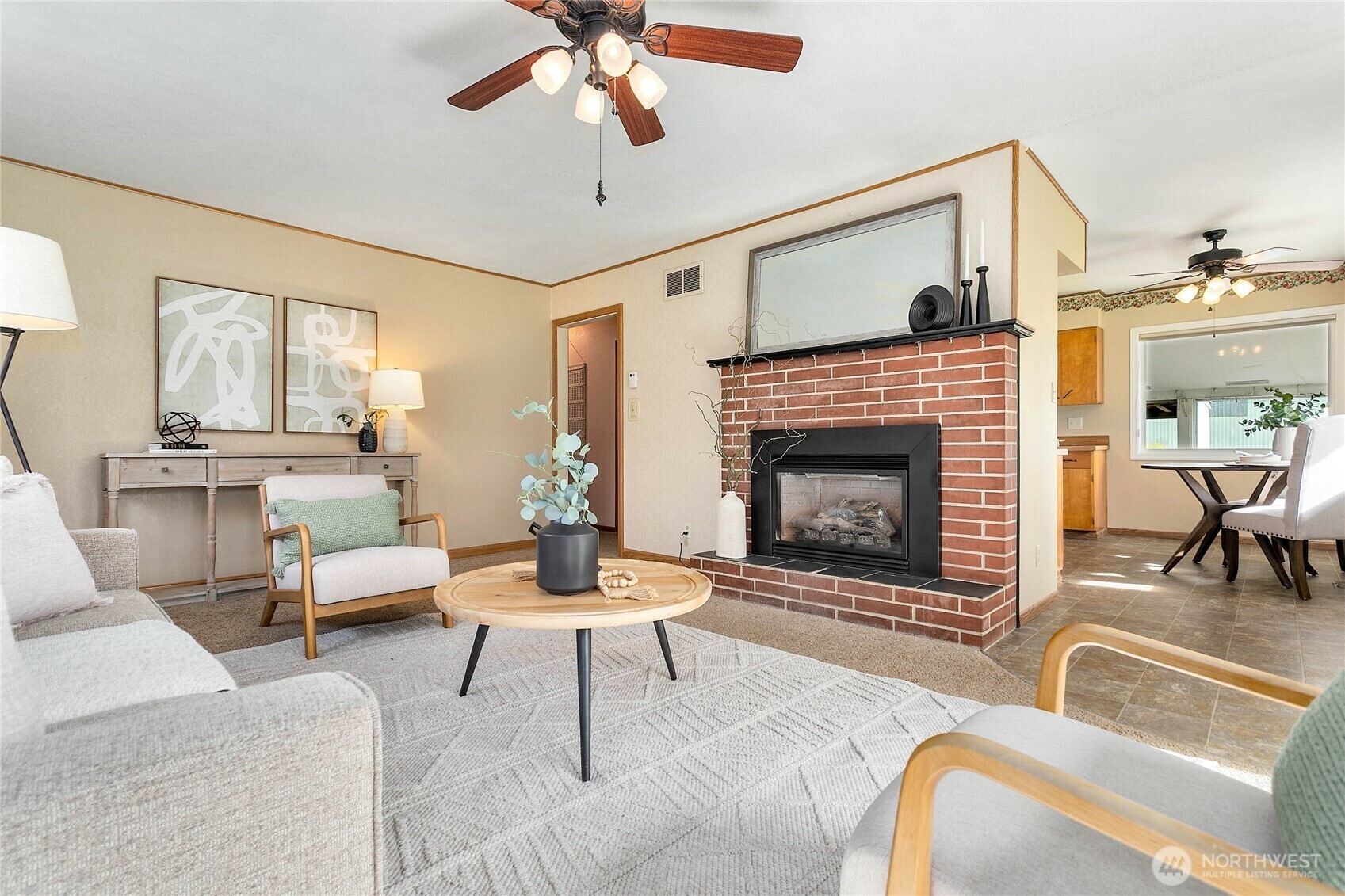 Property Photo: 3811 E Sunset Drive WA 98226