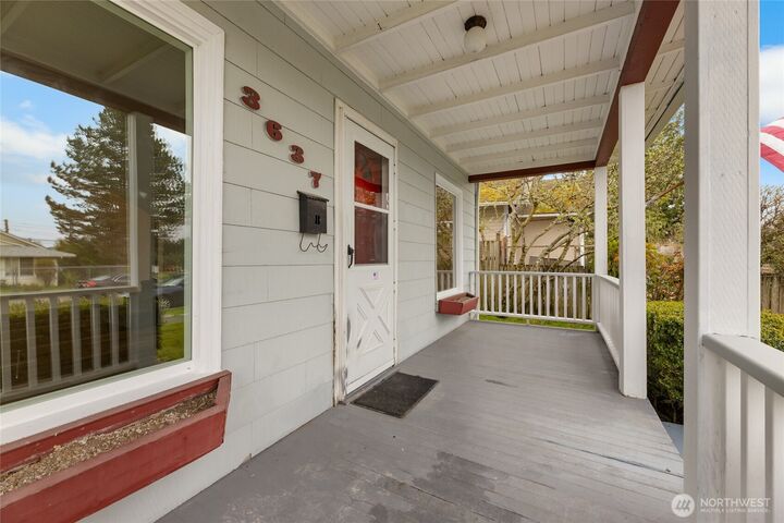 Property Photo:  3637 S Gunnison Street  WA 98409 