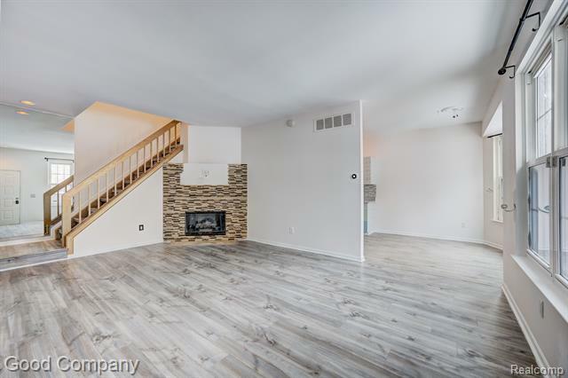 Property Photo: 7143 Danbrooke MI 48322