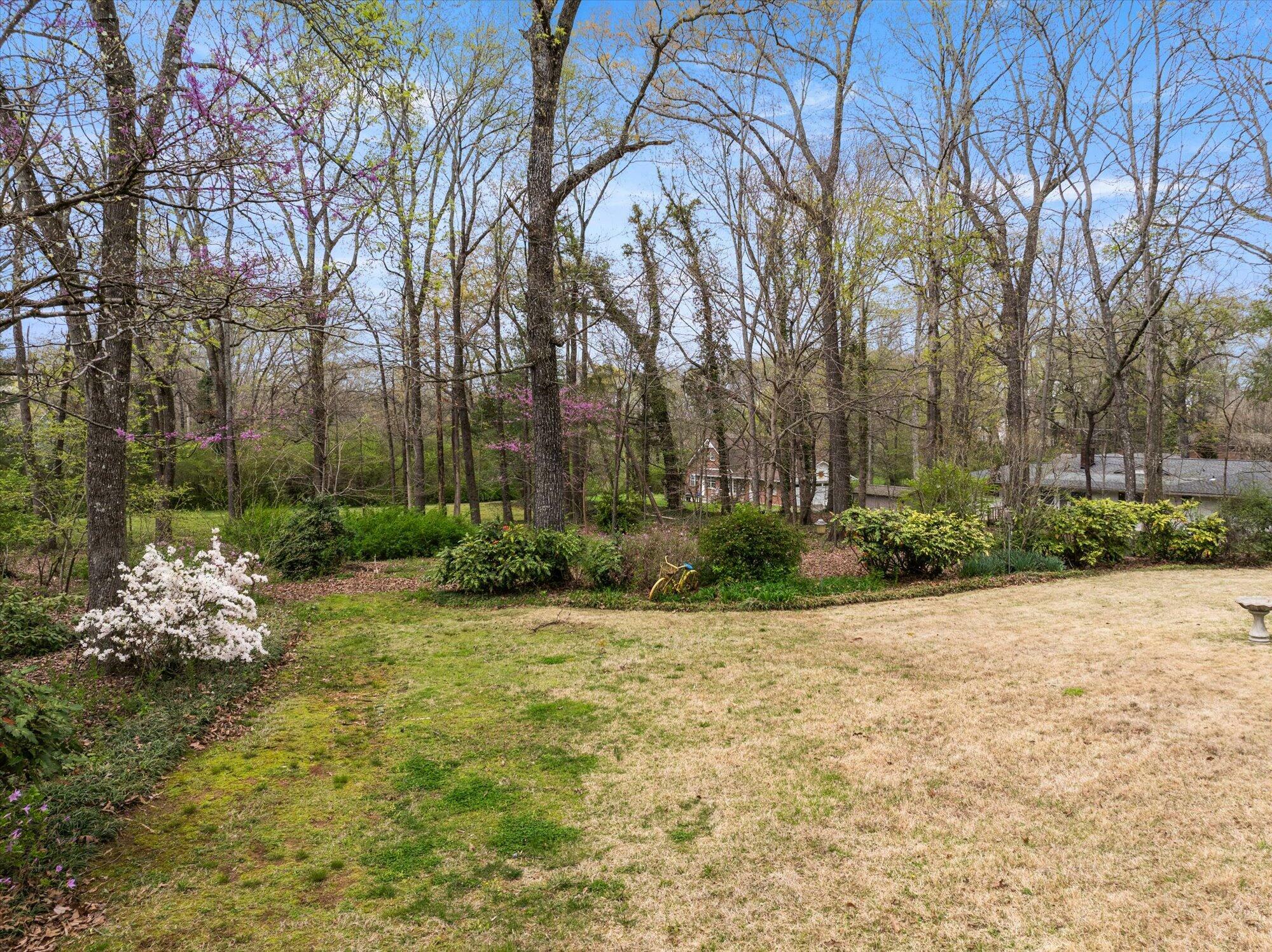 Property Photo: 406 Hillandale Drive TN 37303