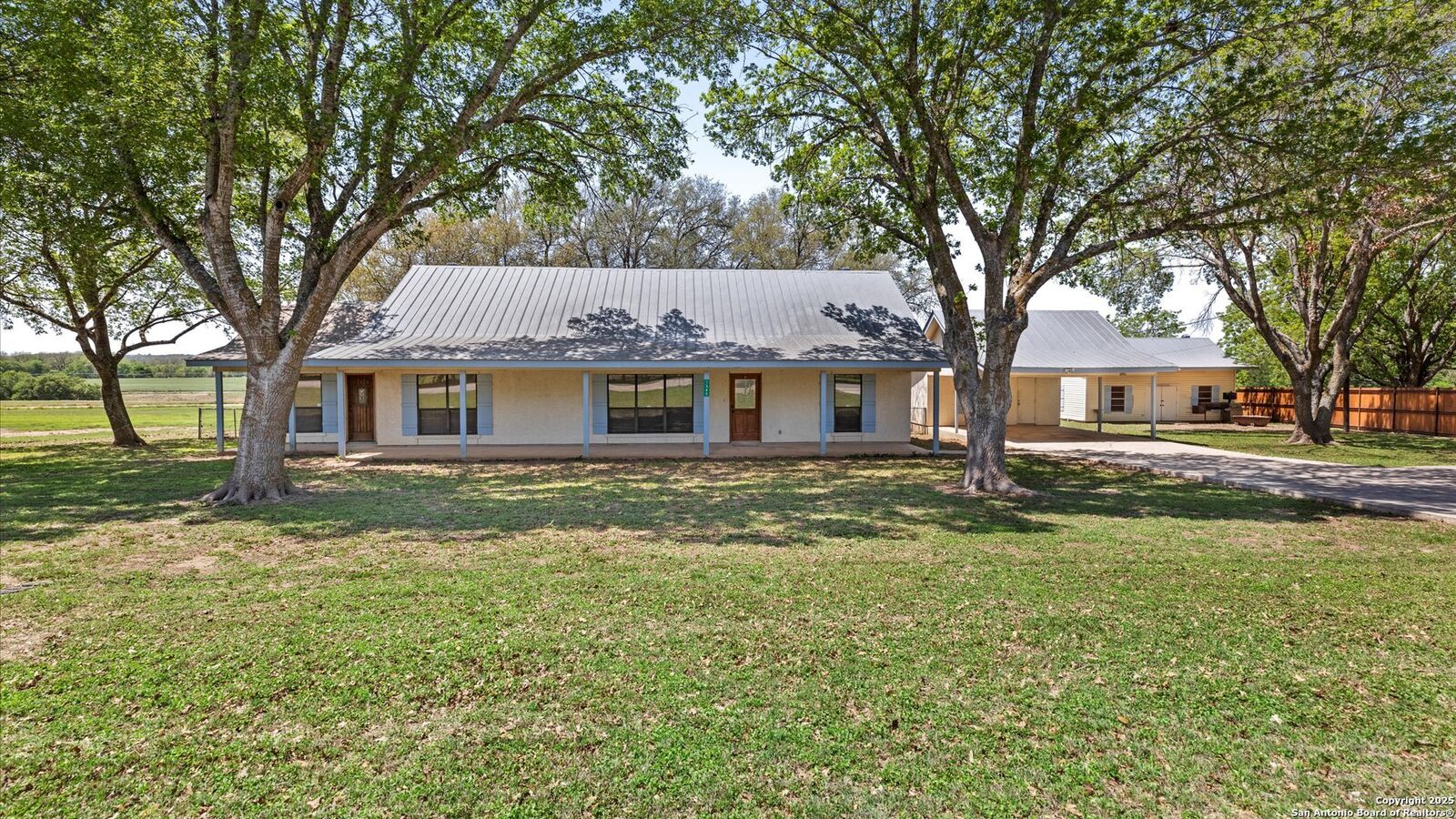 Property Photo:  1345 Fm 471  TX 78009 