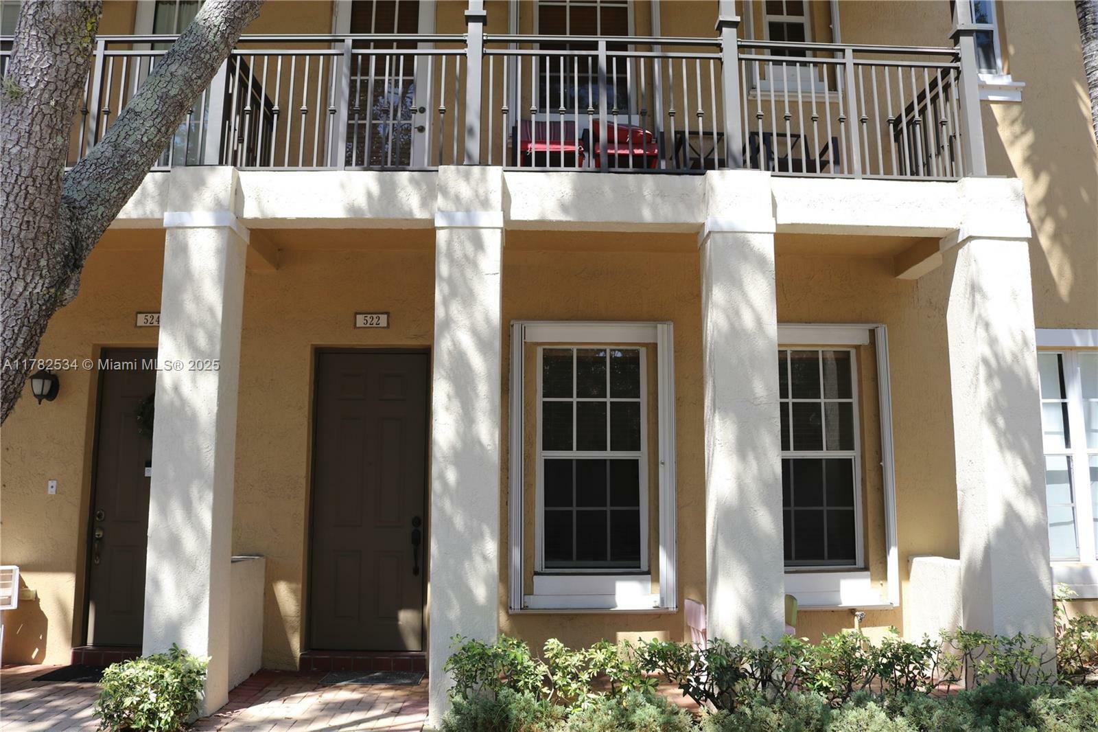 Property Photo: 522 SW 147th Ave 7-45 FL 33027