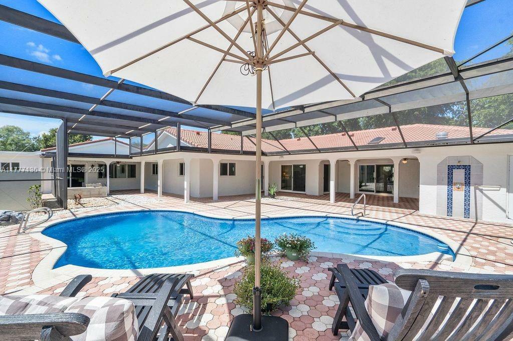 Property Photo: 5141 SW 109th Ave FL 33328