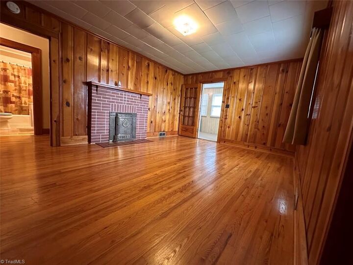 Property Photo:  4487 Old Hollow Road  NC 27284 