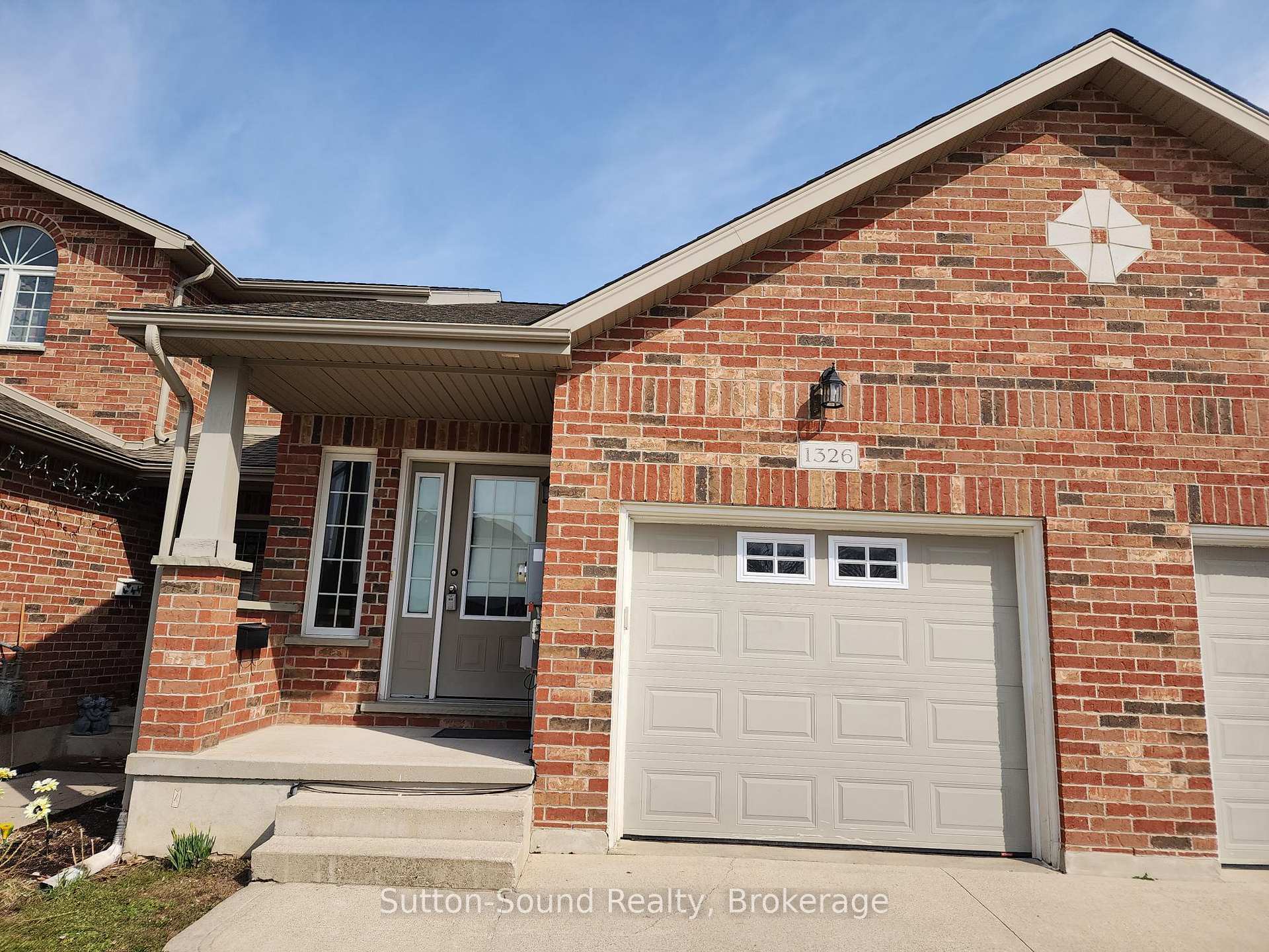 Property Photo: 1326 15th St B Street E ON N4K 6N1