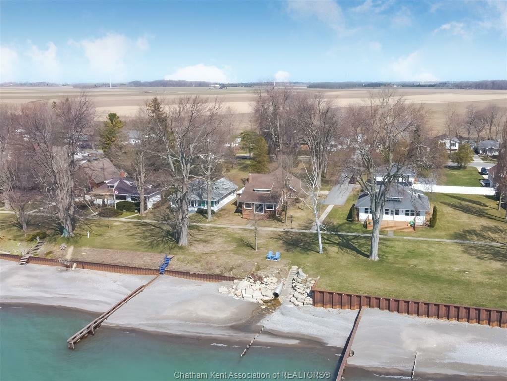 Property Photo: 395 Towanda Boulevard ON N0P 1A0