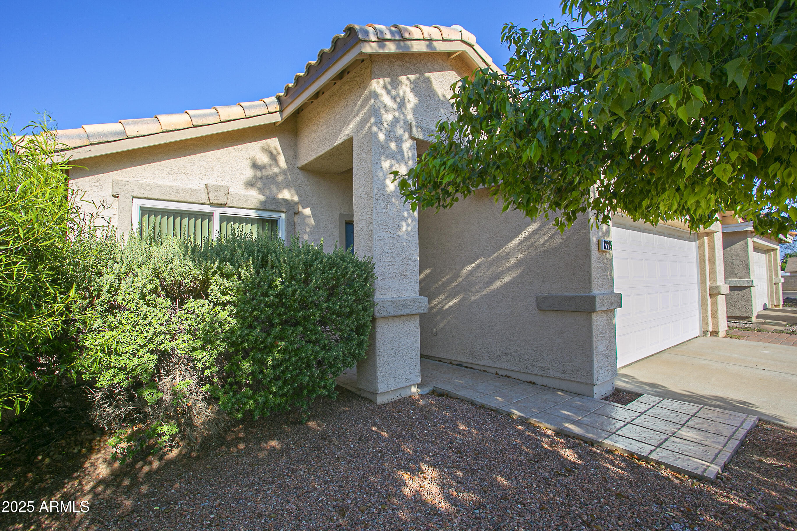 12205 N 41st Lane  Phoenix AZ 85029 photo