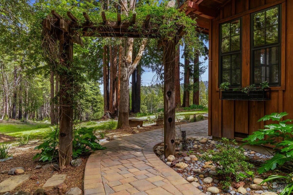 Property Photo:  12076 Cloud Ridge Road  CA 95448 