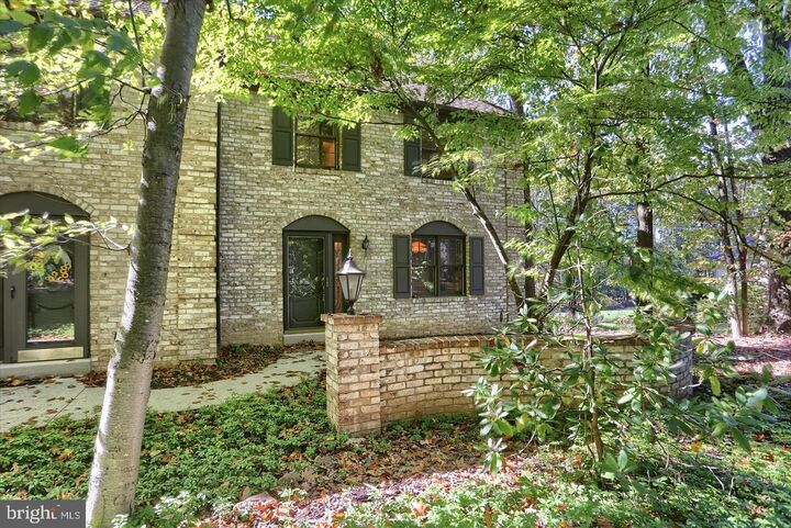 Property Photo: 1300 Sand Hill Road PA 17036