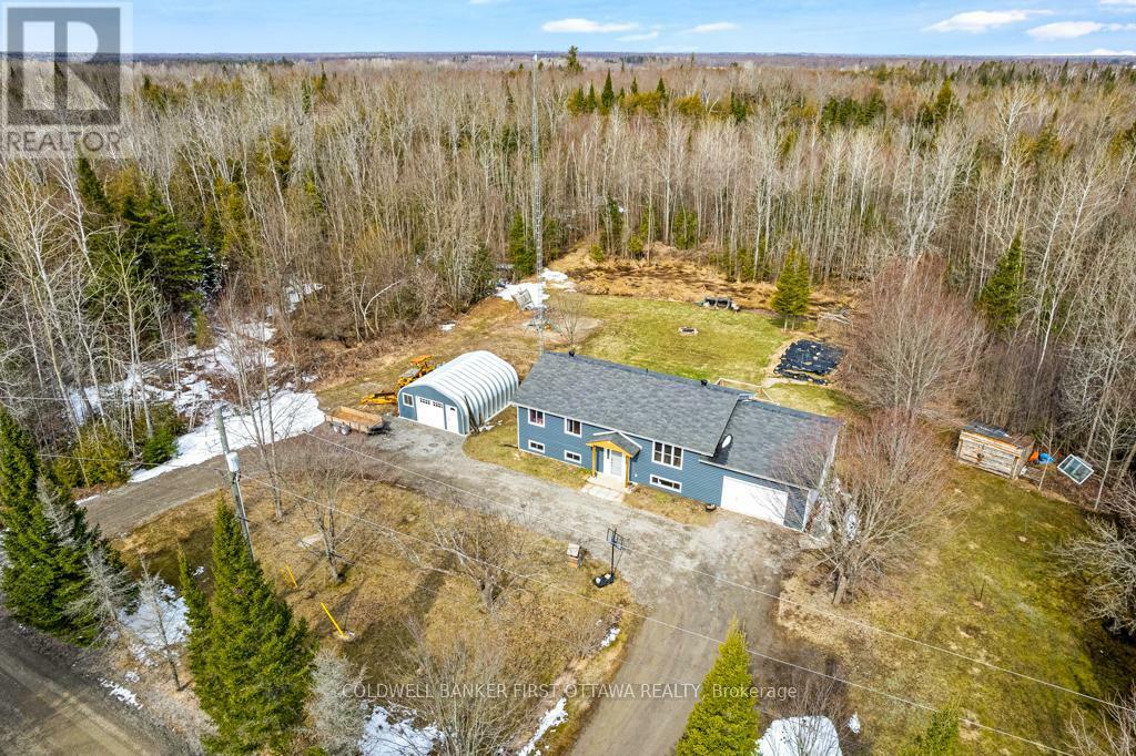 Property Photo: 3568 McLachlin Road ON K7H 3C3