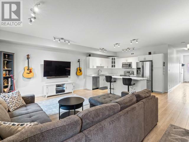 Property Photo: 18-92 Iskoot Crescent YT Y1A 0P9