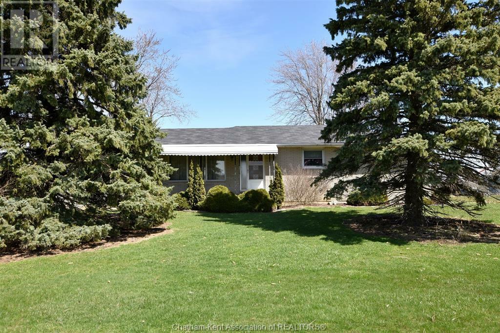 20377 Communication Road  Chatham-Kent ON N0P 1A0 photo