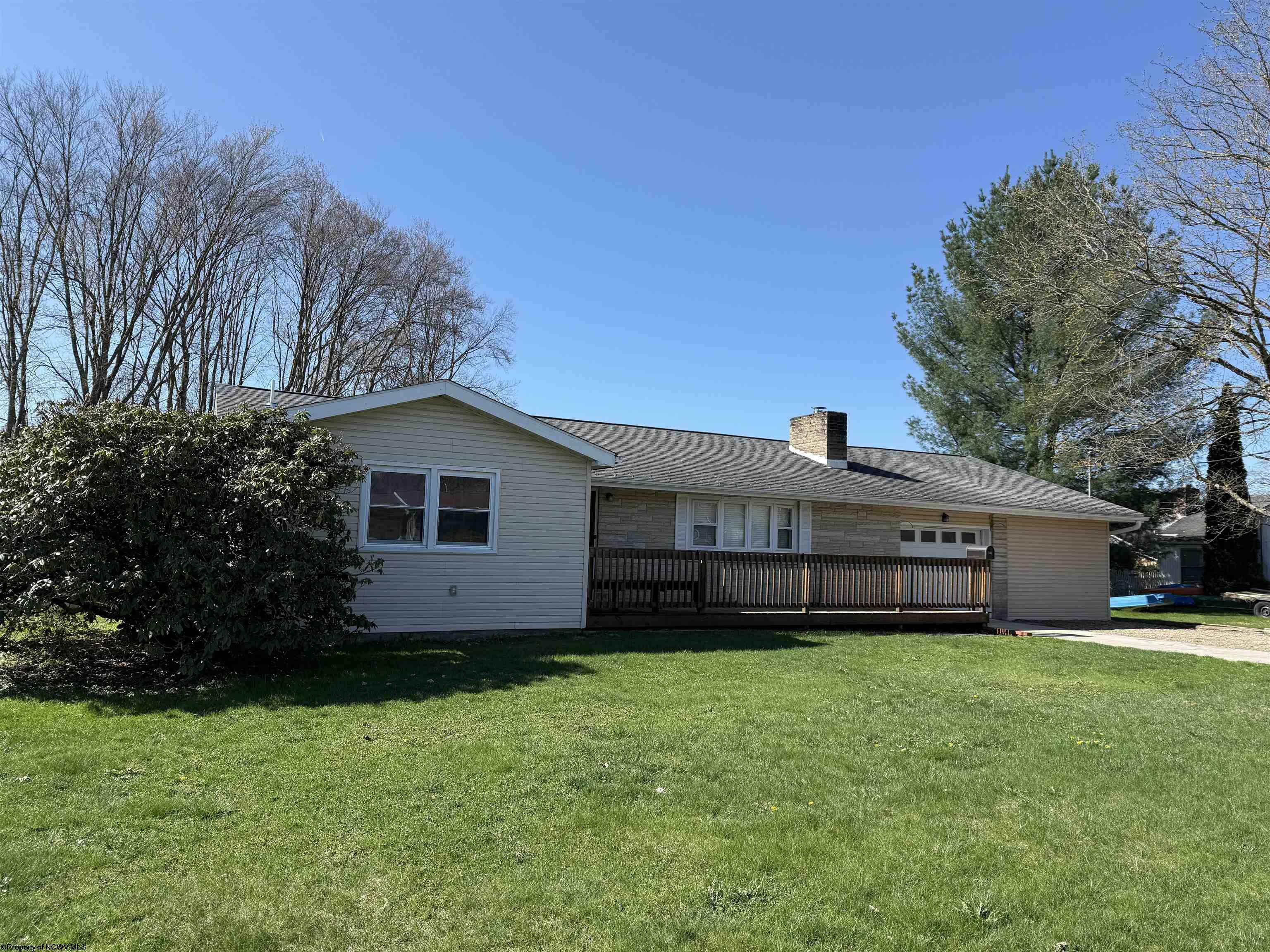 Property Photo: 107 S Gate Road WV 26241