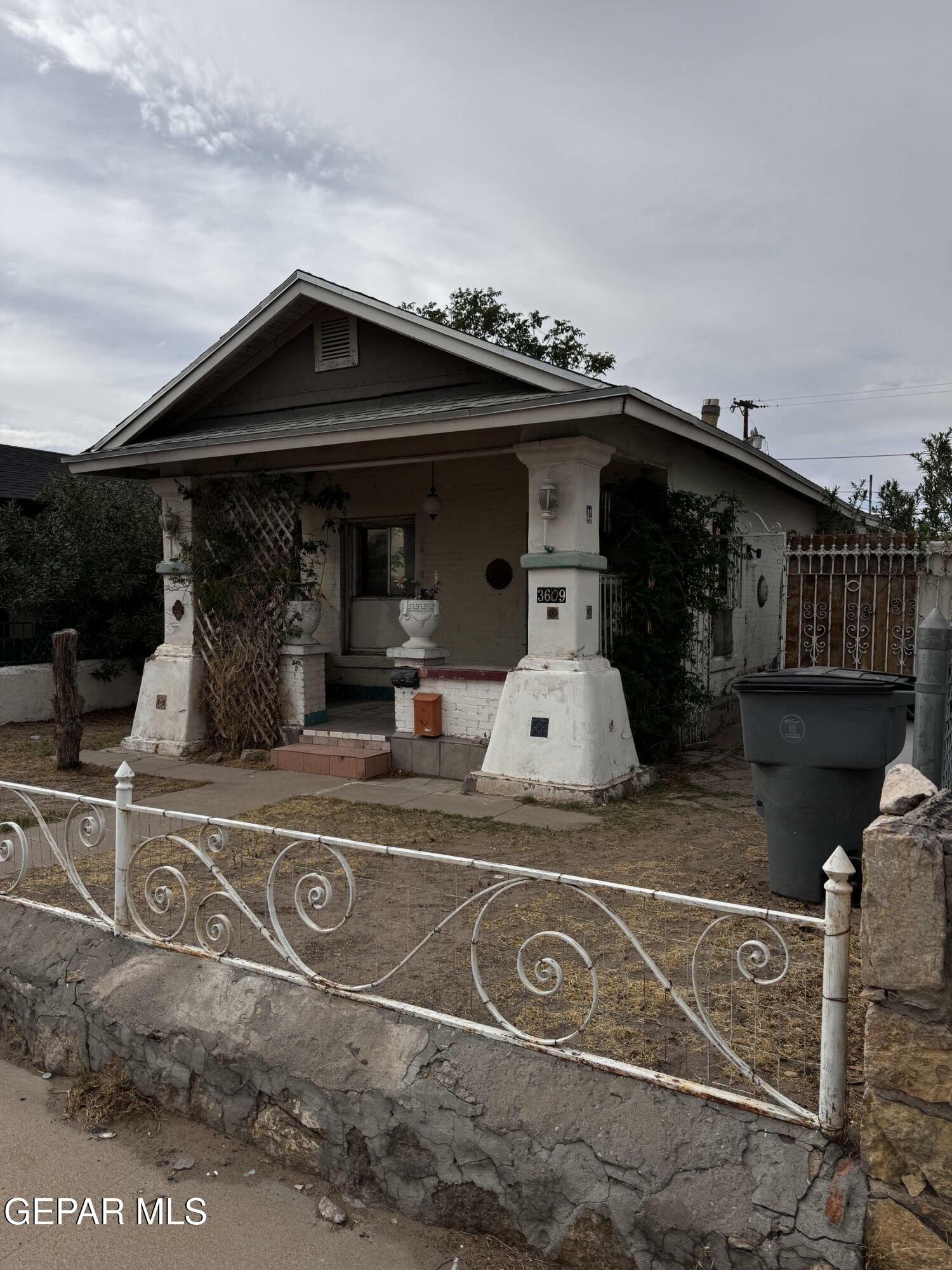 3609 E Missouri Avenue  El Paso TX 79903 photo