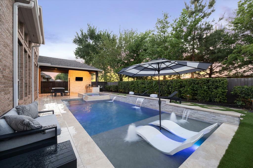 Property Photo: 9919 Kirkstone Terrace Drive TX 77379