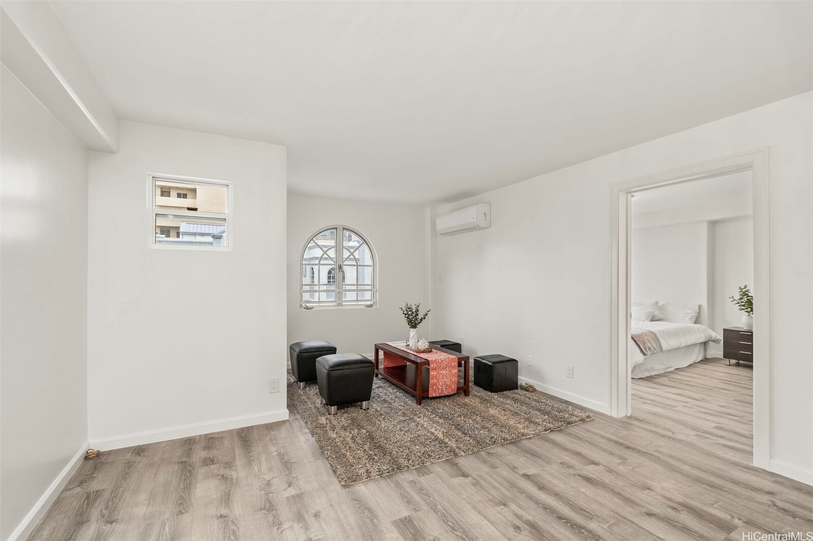 Property Photo:  1433 Kewalo Street Ph12  HI 96822 