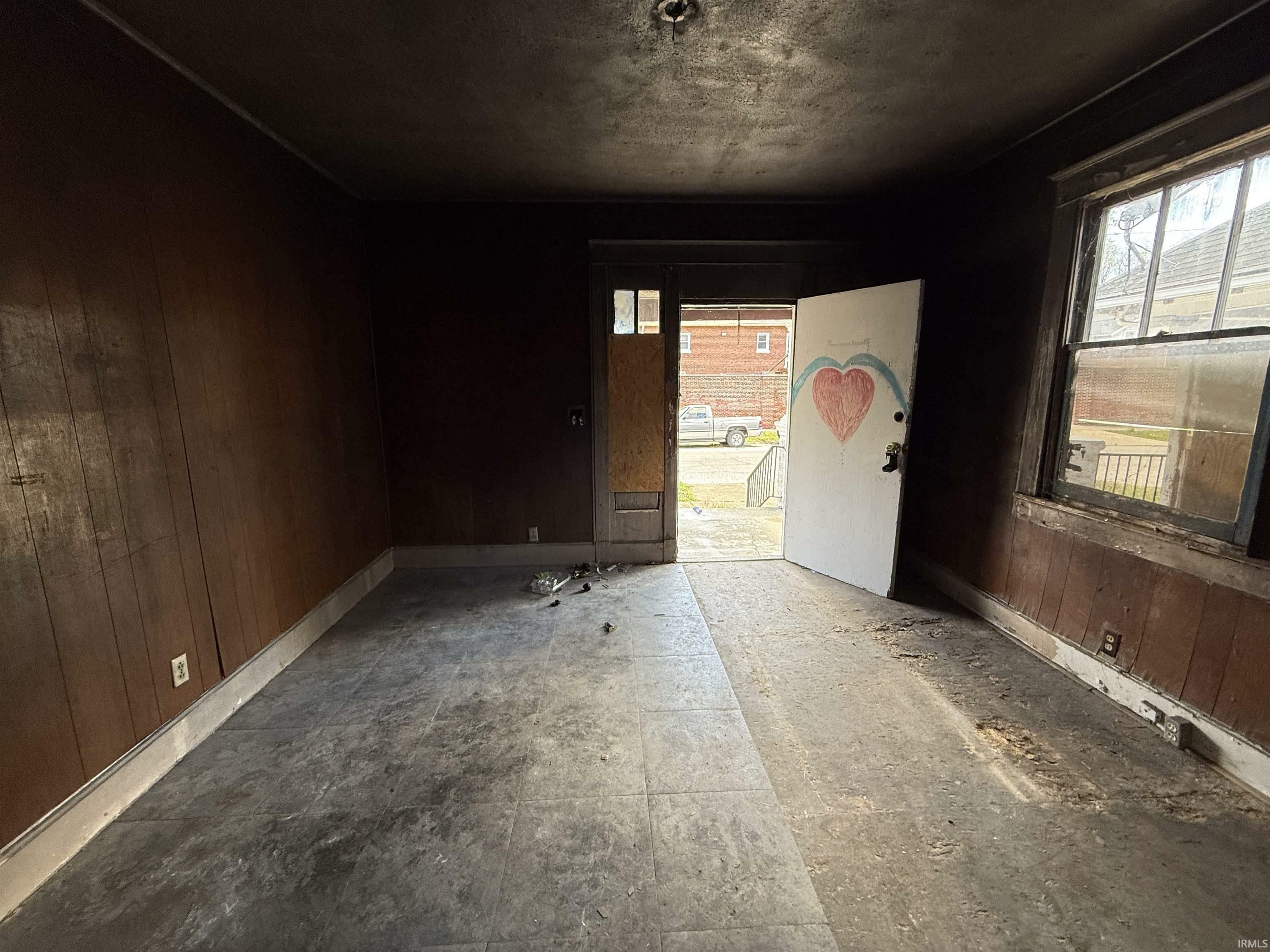 Property Photo: 503 S Grand Avenue IN 47713