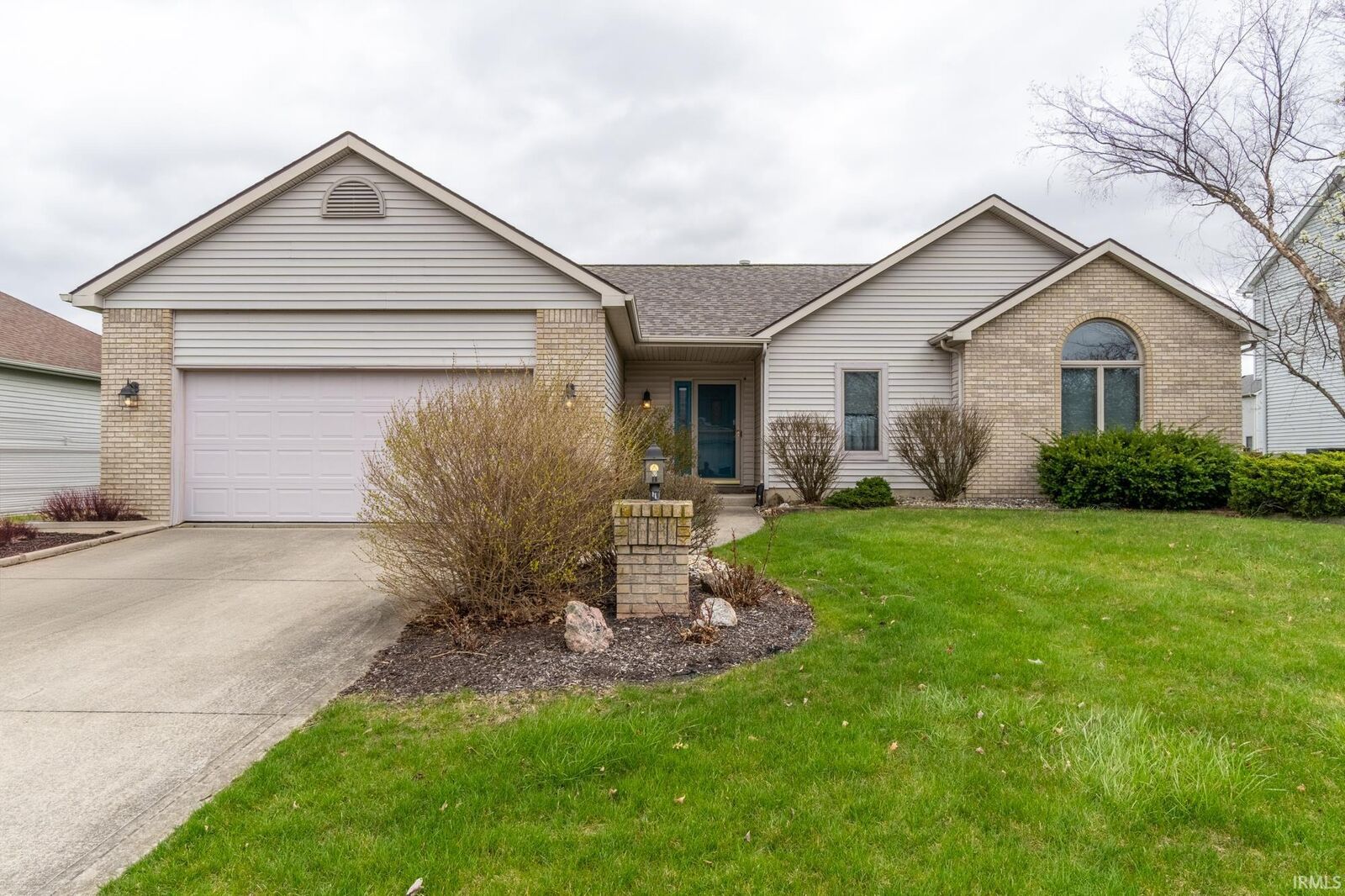 Property Photo: 4343 Greenridge Way IN 46774