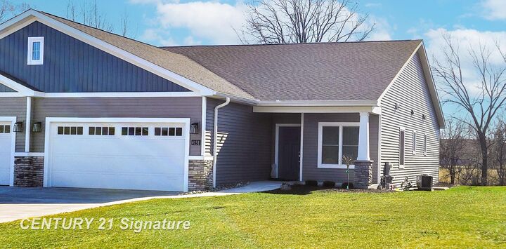 4215 Woodburn Court  Saginaw MI 48603 photo