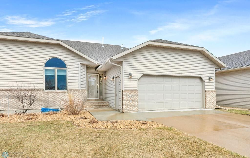 Property Photo: 3449 S 26th Avenue S ND 58103