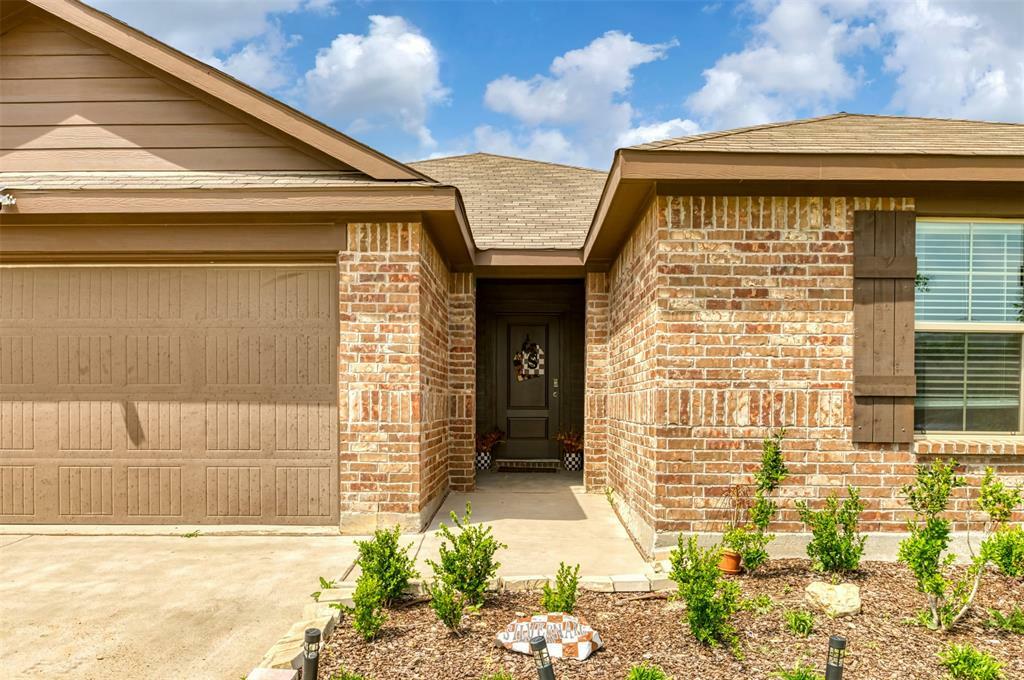 Property Photo: 9449 Firedog Drive TX 76131