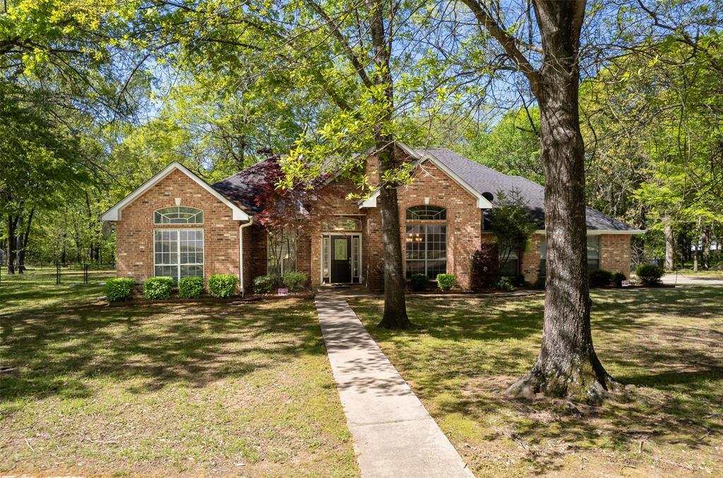 Property Photo: 231 Oak Hill Drive TX 75473