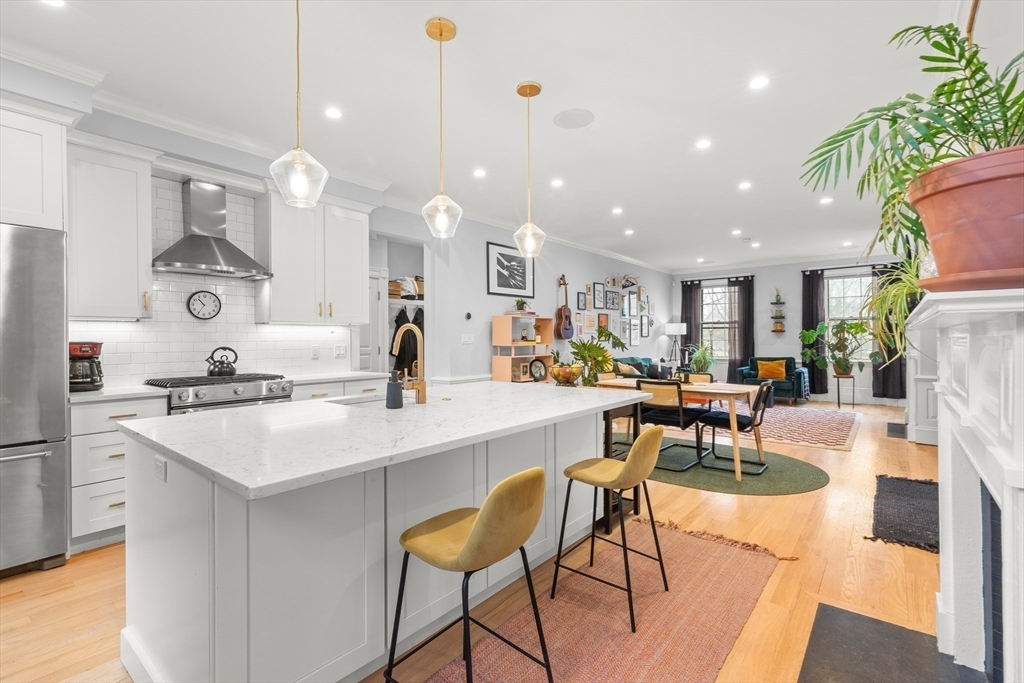 Property Photo: 21 Washington Square 2 MA 01970