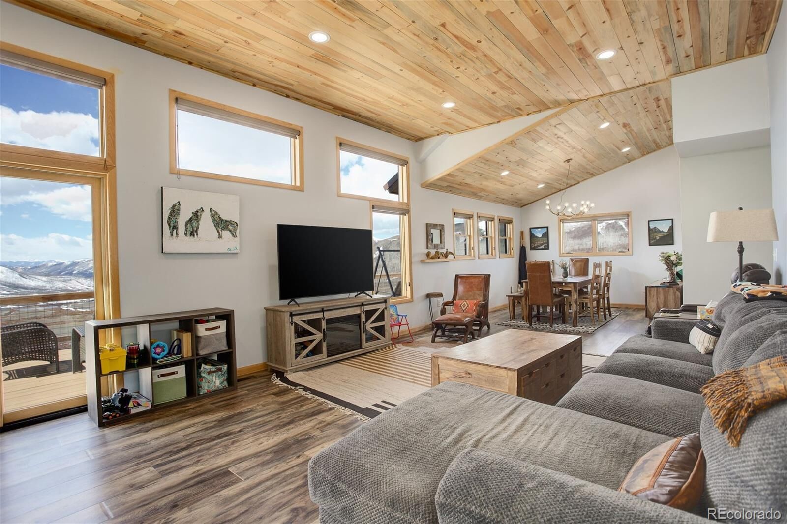 Property Photo: 859 County Road 413 CO 80446