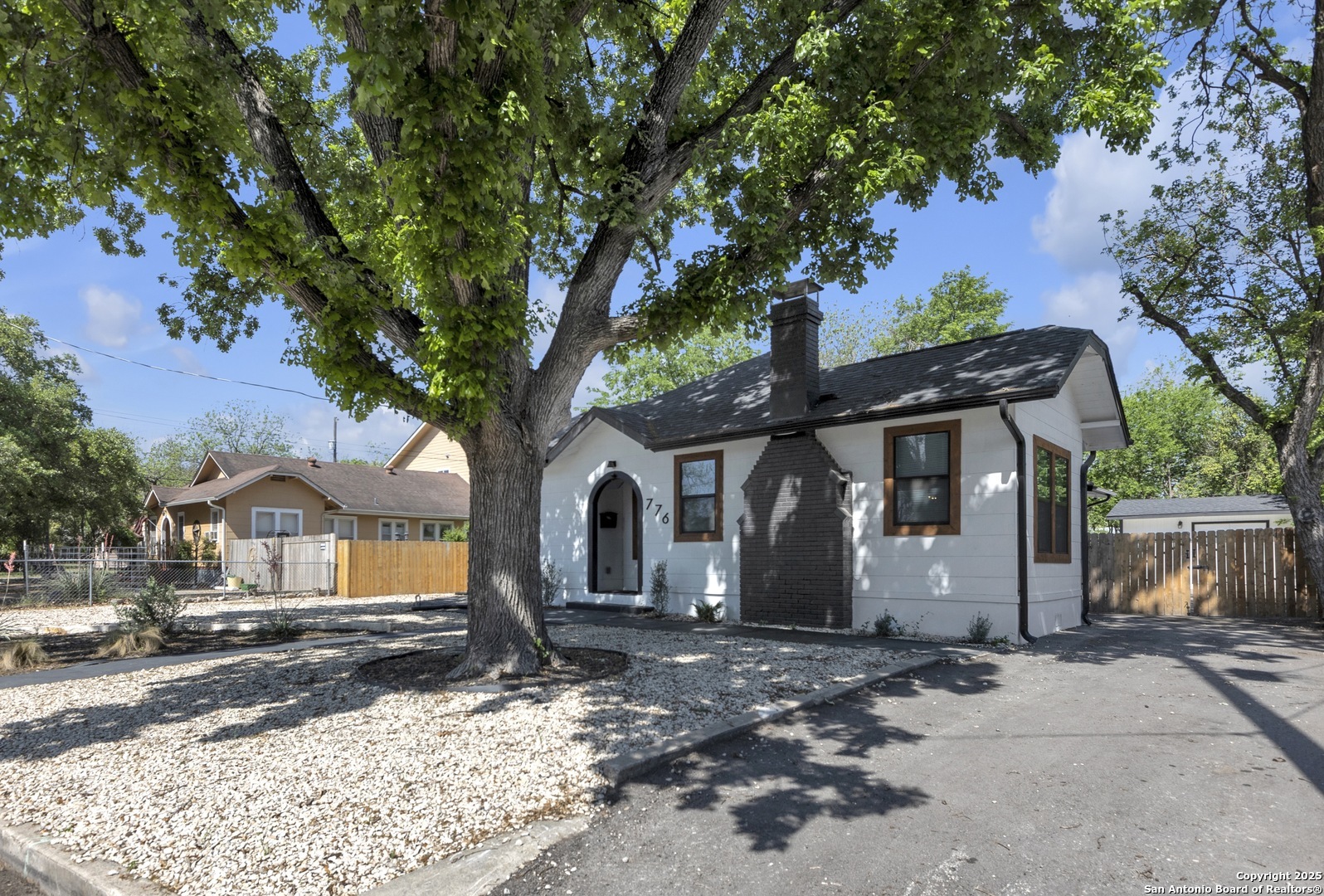 Property Photo: 776 Butcher TX 78130