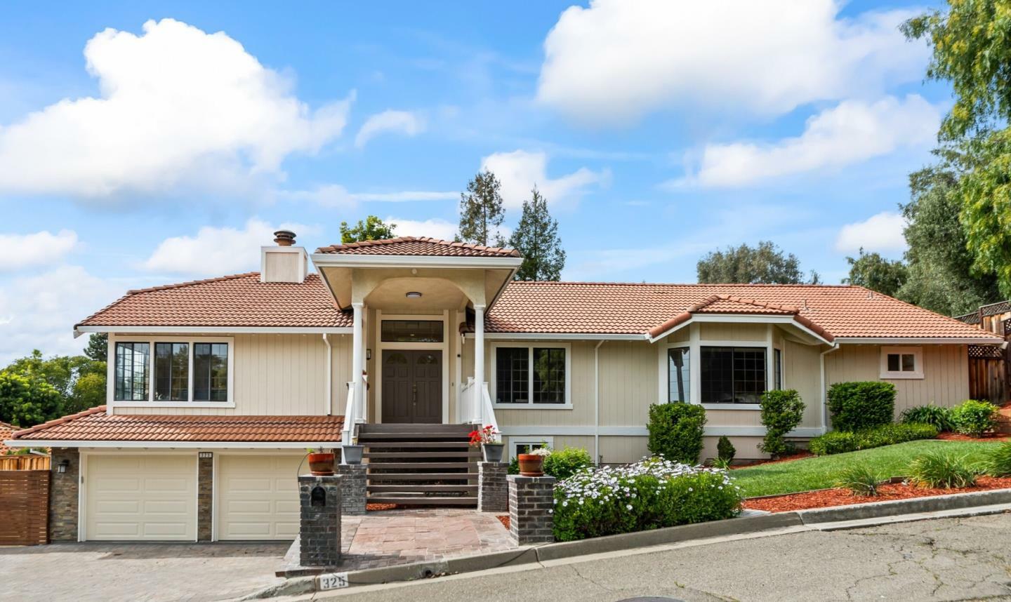 Property Photo:  325 Britto Terrace  CA 94539 