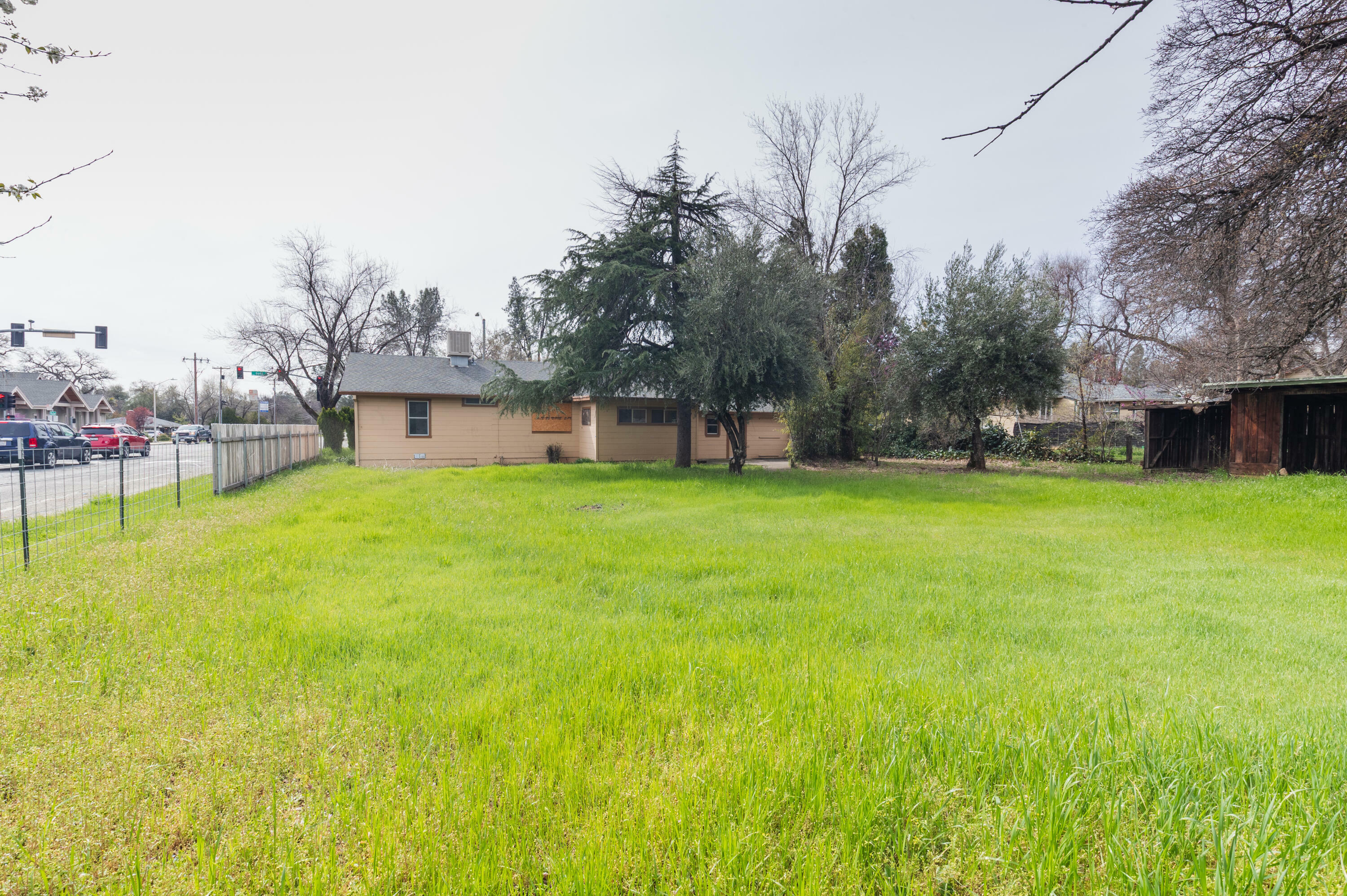 Property Photo: 1740 Dana Drive CA 96003