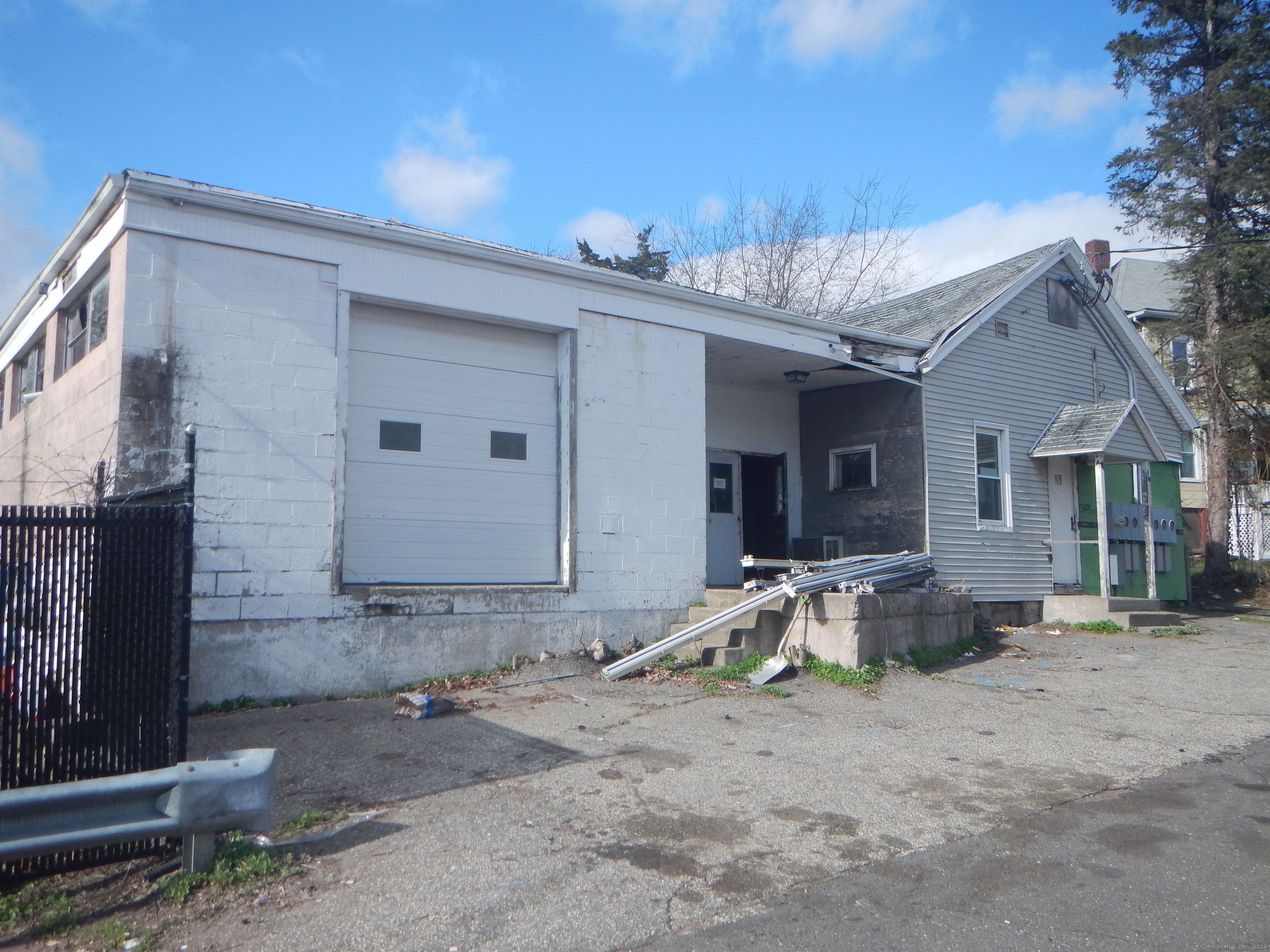 Property Photo: 3 Francis Street CT 06418