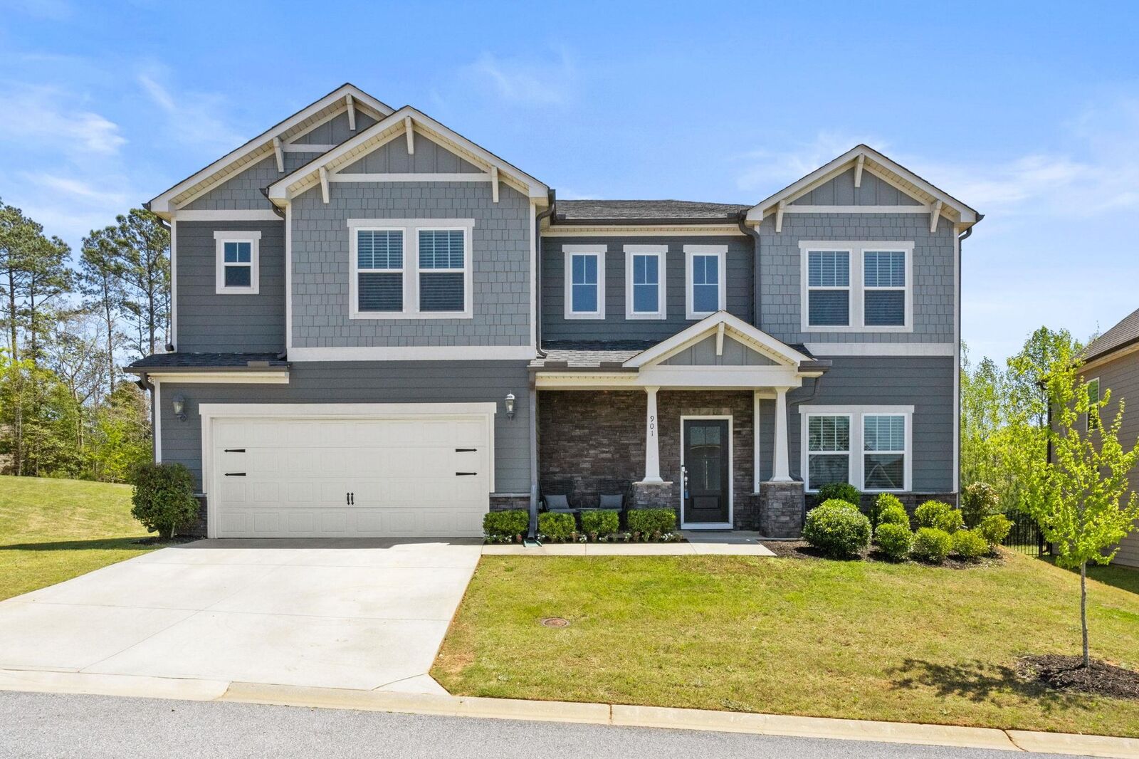 Property Photo: 901 Whitemarsh Avenue SC 29680