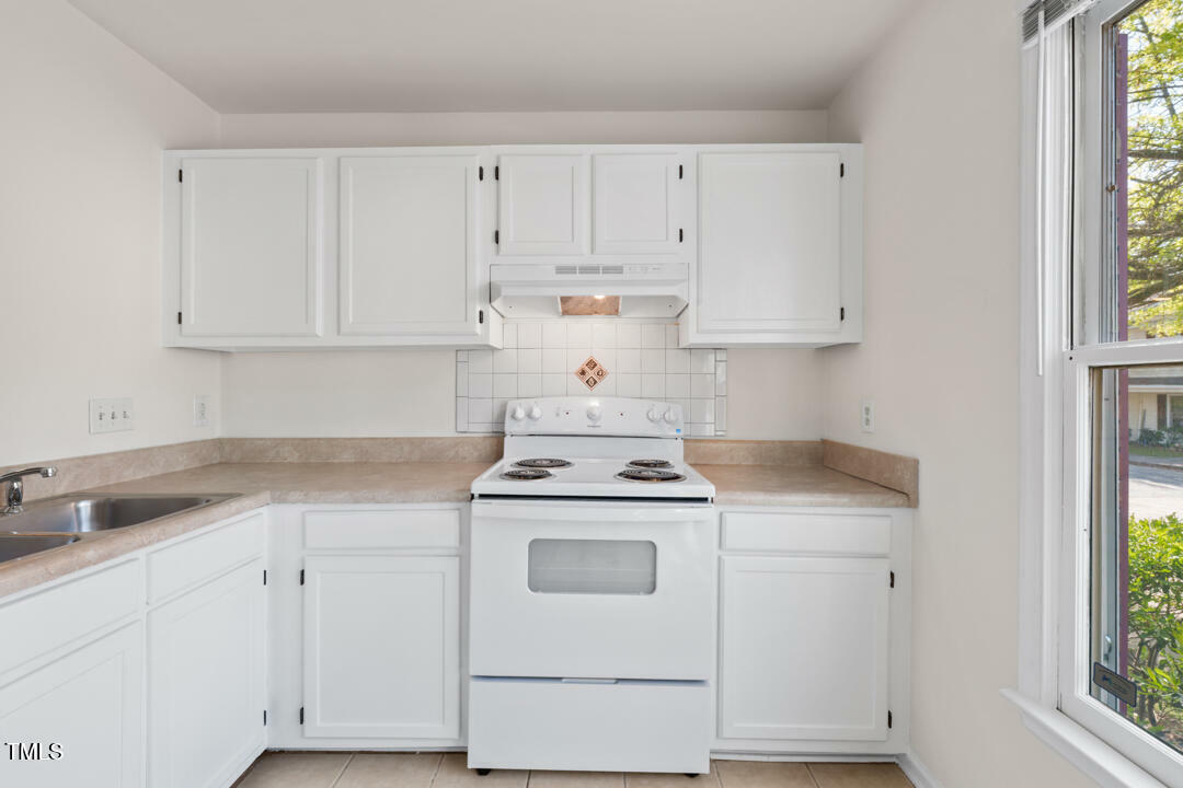 Property Photo: 359 Kilarney Drive NC 27703