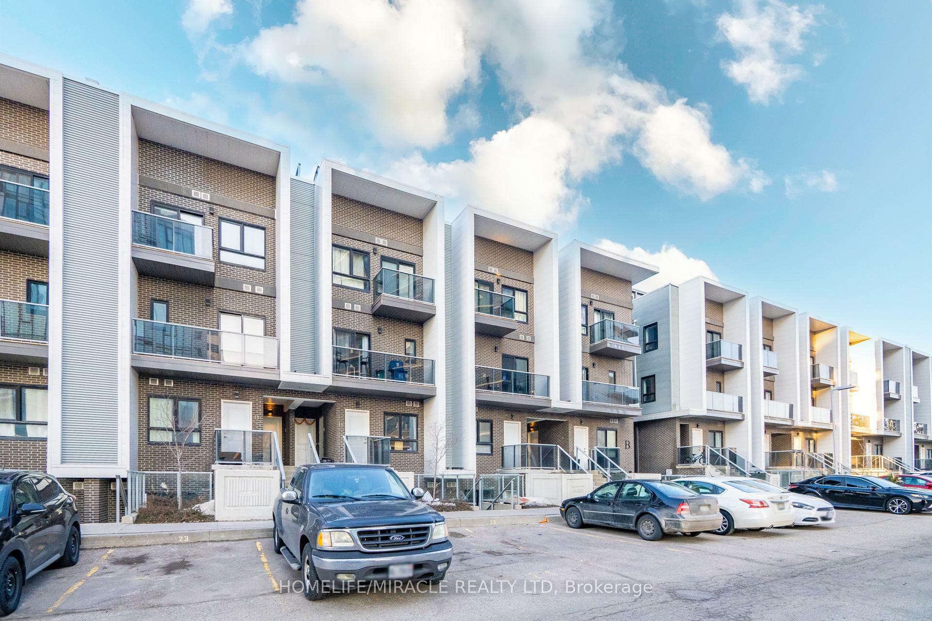 Property Photo:  1430 Highland Road W 5B  ON N2N 0C3 