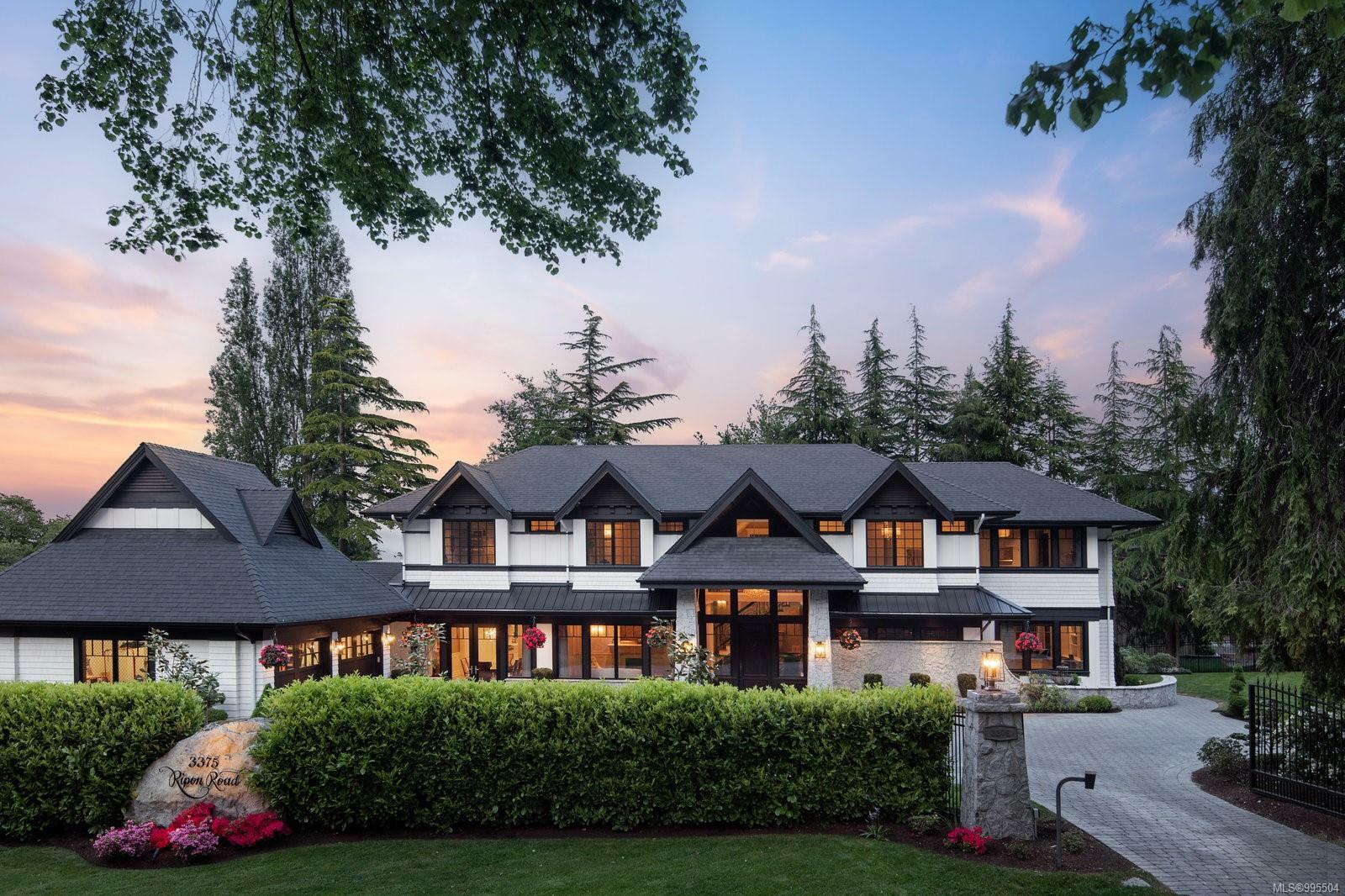 Property Photo: 3375 Ripon Rd BC V8R 6G8