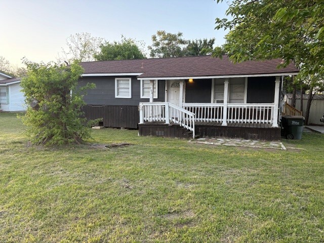 700 W Blanco Street  Kyle TX 78640 photo