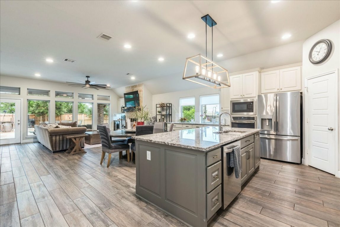 Property Photo: 606 Volme Drive TX 78130