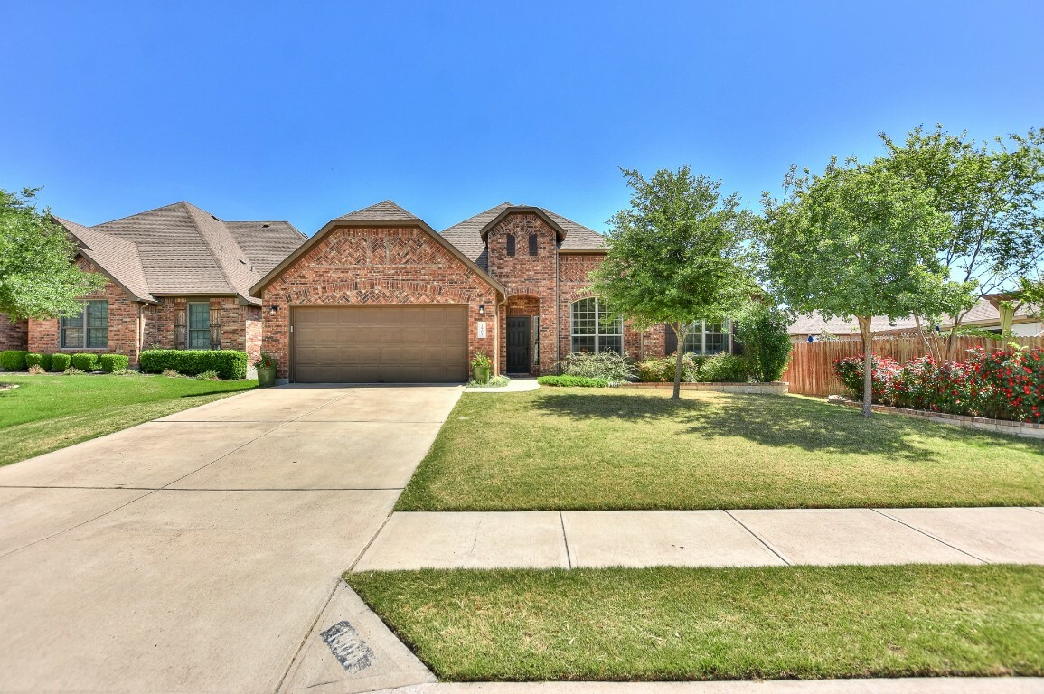 Property Photo: 1904 Cactus Mound Drive TX 78641