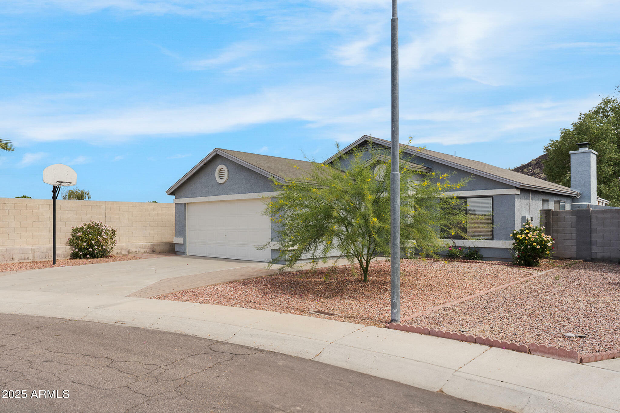 Property Photo: 22627 N 31st Drive AZ 85027