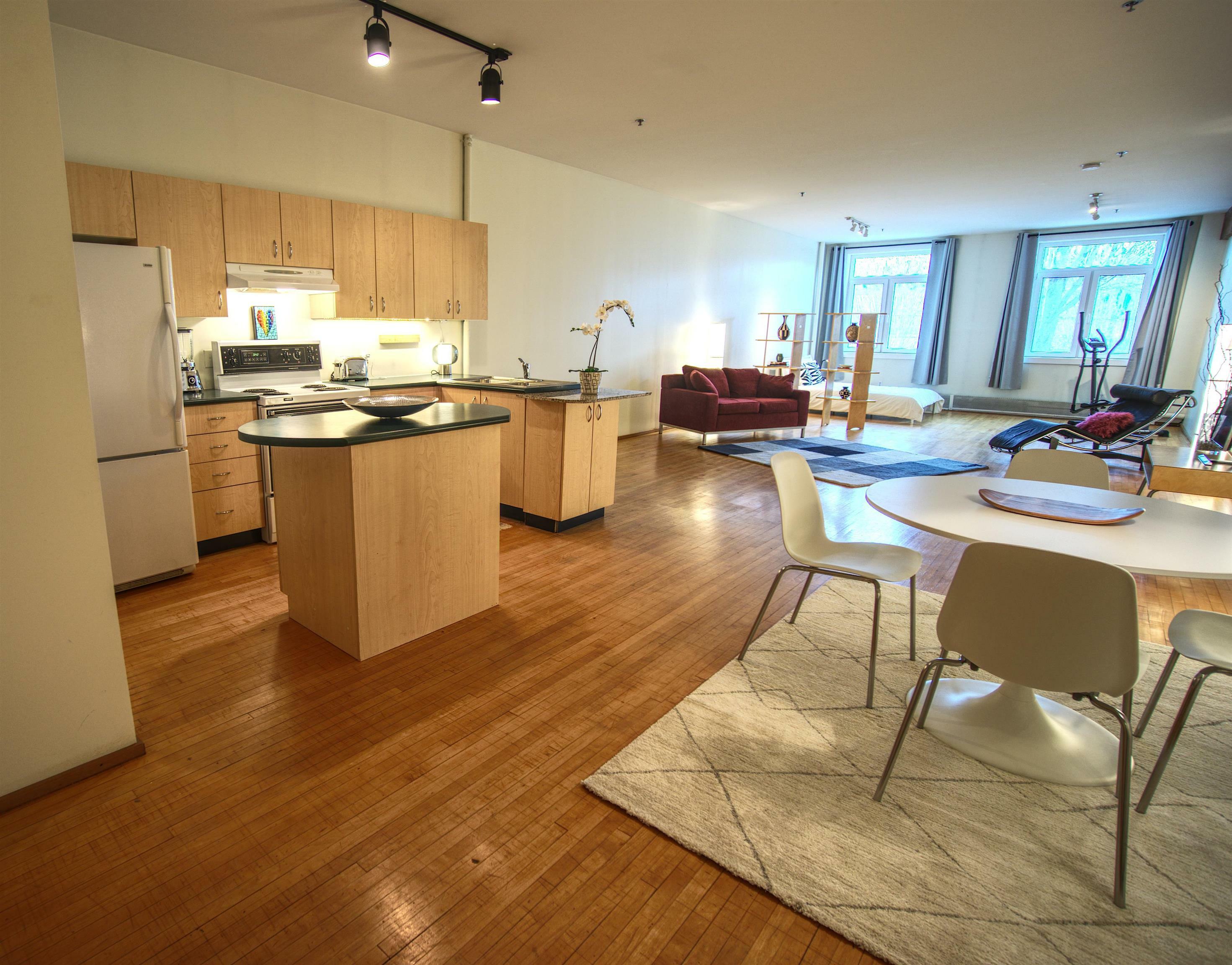 Photo de la propriété: 2556 E Hastings Street 201 BC V5K 1Z3